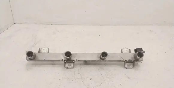 BMW 3 E46 Fuel main line pipe 05321