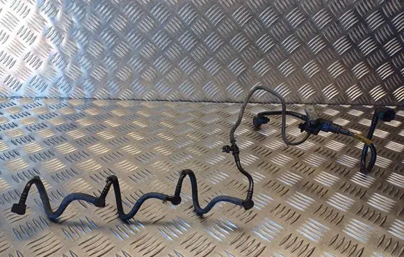 Fuel return line/hose