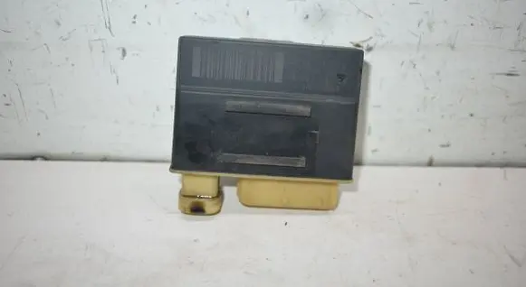Peugeot 308 SW Glow plug pre-heat relay 9662570880