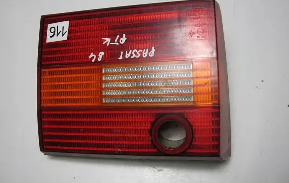 Volkswagen PASSAT B4 Tailgate rear/tail lights