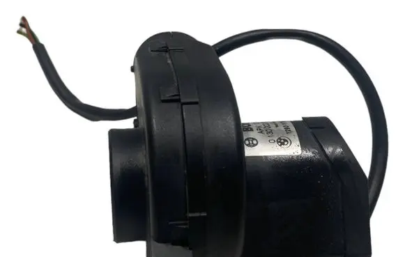 BMW 5 E39 Engine control unit/module fan 1745182 0130002831 129017451829