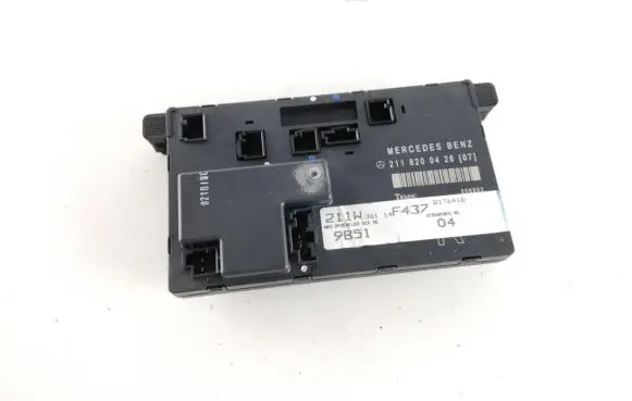 Mercedes-Benz E W211 Door control unit/module 2118200426