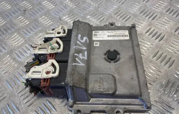 Peugeot 208 I Engine control unit/module 9805895780 141171156