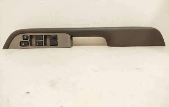 Nissan X-Trail T30 Electric window control switch 80961