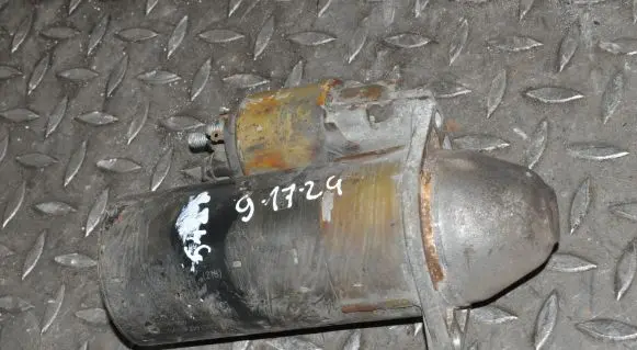 Mercedes-Benz B W245 Starter motor A0051517401