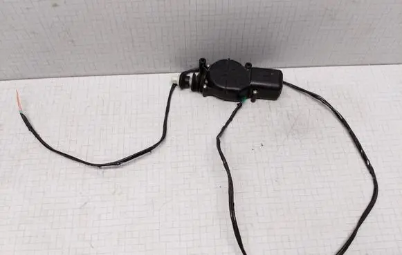 Hyundai Getz Central locking motor 