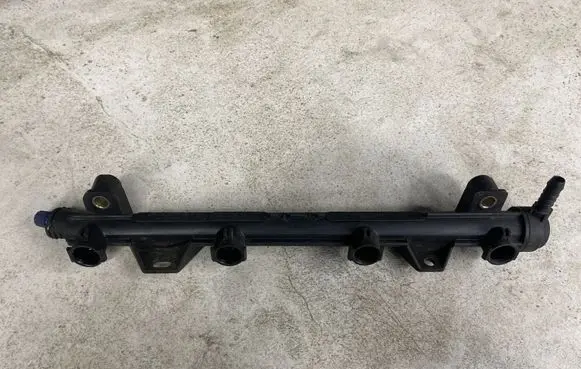 Volkswagen Polo Fuel main line pipe 036133320 036133320A