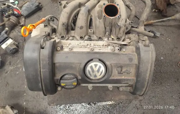 Volkswagen Golf V Engine BUD