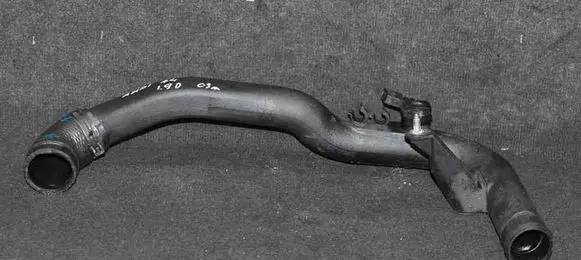 Audi A4 S4 B6 8E 8H Intercooler hose/pipe 8D0145840S