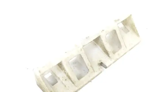 Suzuki Grand Vitara II Rear bumper mounting bracket 7185177K0