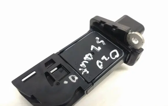 Volvo V60 Mass air flow meter 8V2112B579AA