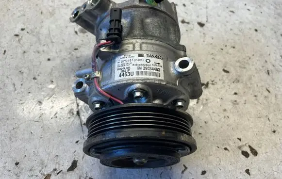 Opel Astra K Air conditioning (A/C) compressor (pump) 39034463