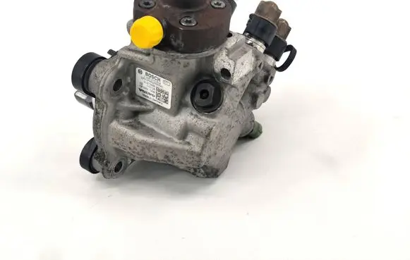 Volvo V70 Fuel injection high pressure pump 0445010618 31272896