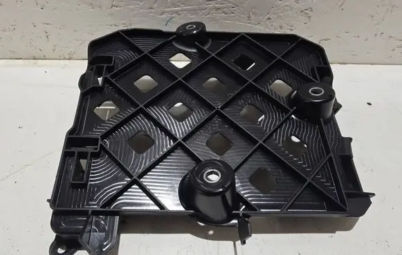 Porsche Cayenne (9Y0 9Y3) Engine control unit holder 4m0907650c