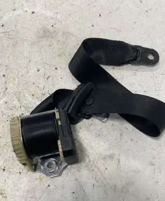 Ford Focus Front seatbelt 34017854D