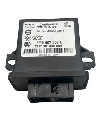 Volkswagen PASSAT B7 Light module LCM 5M0907357E 5WK50281