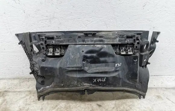 Mercedes-Benz C AMG W205 Other engine bay part A0029980001
