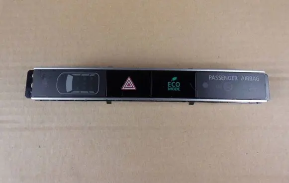 Hazard light switch