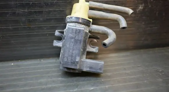 Volkswagen Caddy Turbo solenoid valve 1K0906627A