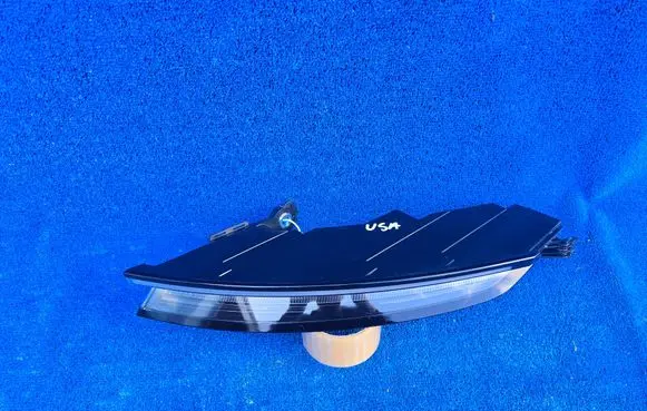 Porsche Taycan 9J1 Rear/tail lights 9J1945308A