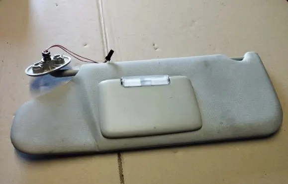 Jeep Grand Cherokee (WK) Sun visor