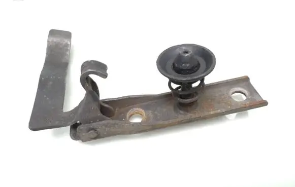 Volkswagen Crafter Engine bonnet/hood lock/latch loop/hook A9067500350
