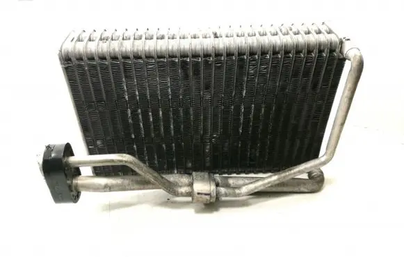 Air conditioning (A/C) radiator (interior)