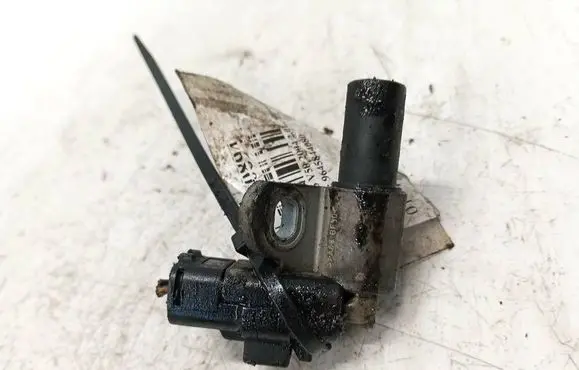 Volvo V50 Camshaft position sensor 9645844080