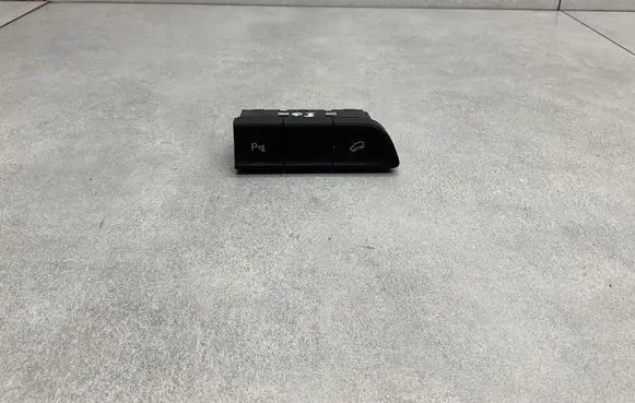 Audi Q3 8U Parking (PDC) sensor switch 8U0959674B
