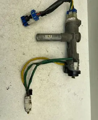 Hyundai Terracan Ignition lock