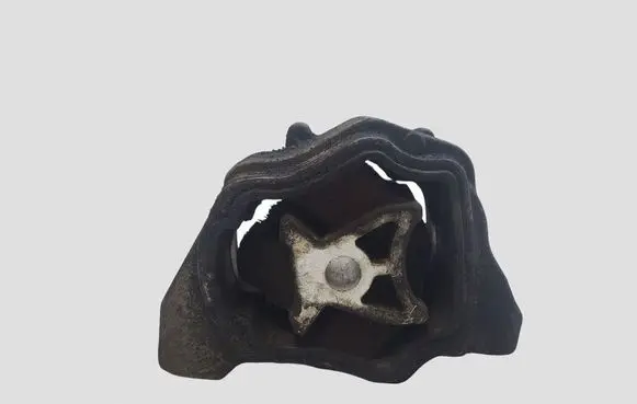Volvo V60 Engine mount bracket F7021101