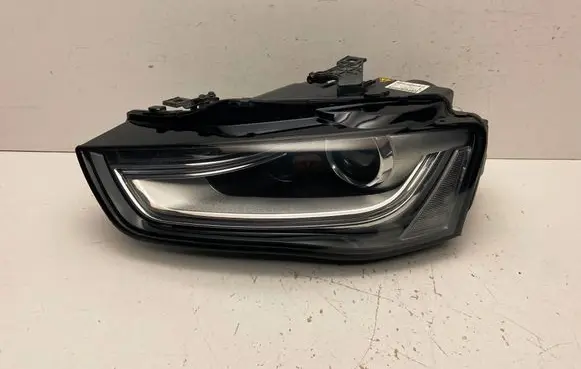 Audi A4 S4 B8 8K Headlight/headlamp 8K0941005C 0301275271 LE10B6235