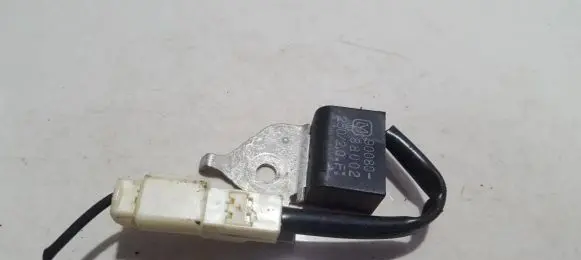 Toyota Avensis T250 Sensor 9008088002 90080-88002
