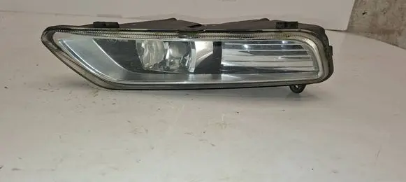 Volkswagen PASSAT B7 Front fog light A047358
