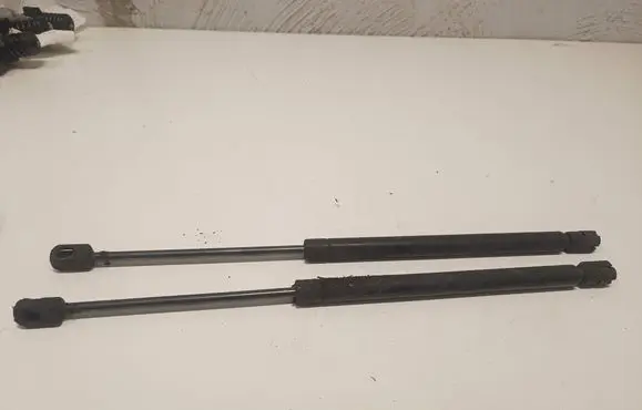 Skoda Fabia Mk1 (6Y) Shock absorber/damper mounting bracket 