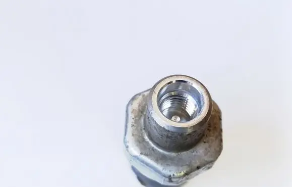 Skoda Superb B5 (3U) Air conditioning (A/C) pressure sensor 8D0259482B