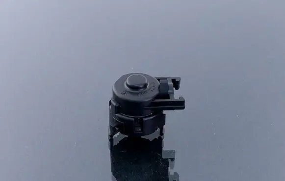 BMW 5 E60 E61 Ignition lock 6765858
