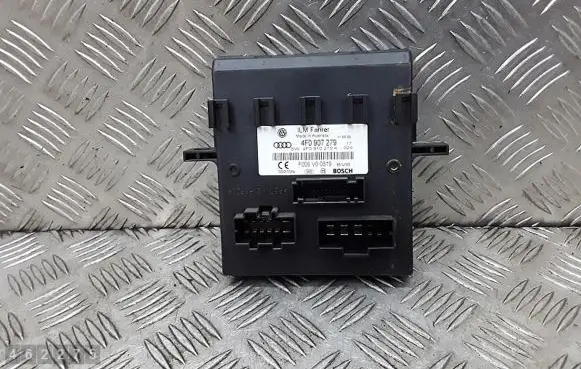 Audi Q7 4L Engine control unit/module 4f0907279