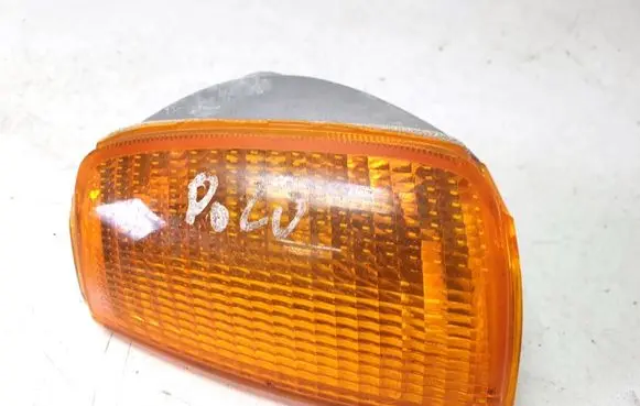 Volkswagen Polo II 86C 2F Front indicator light 6R042794