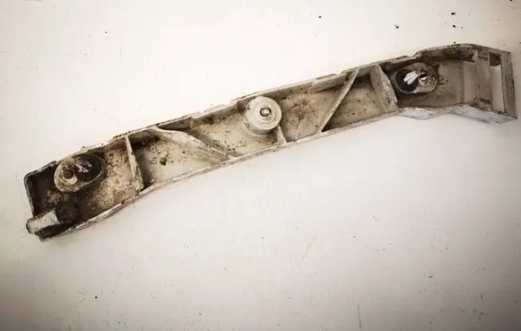 Ford Kuga I Rear bumper mounting bracket 8V4117E850A