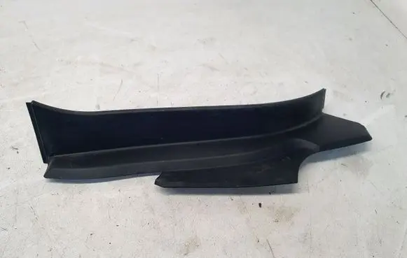 Lexus IS 220D-250-350 Rear/tail light trim molding 6443953020 J863