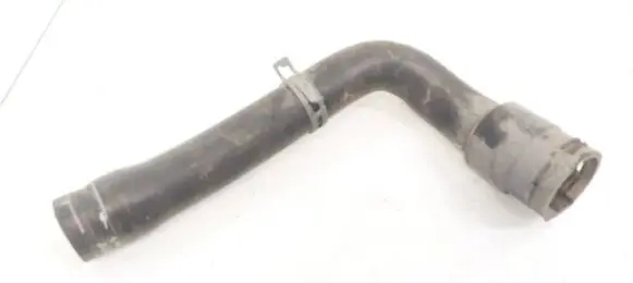 Volkswagen PASSAT B5 Engine coolant pipe/hose 8D0121101K