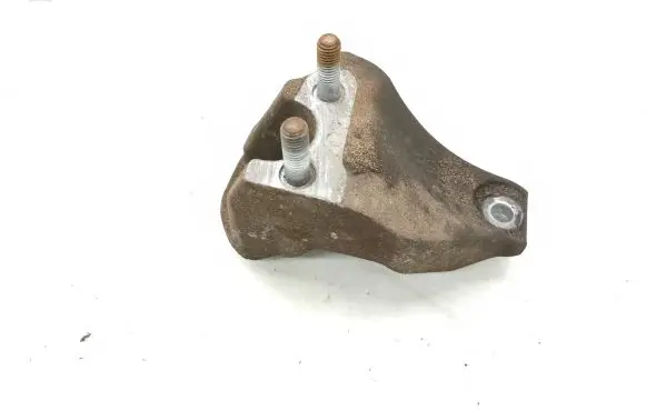 Ford Fiesta Engine mounting bracket
