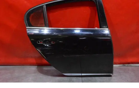 Renault Latitude (L70) Rear door