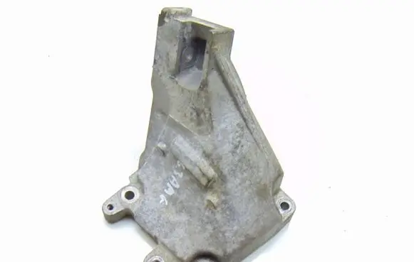 Mercedes-Benz CLS C218 AMG Engine mounting bracket A2782236404