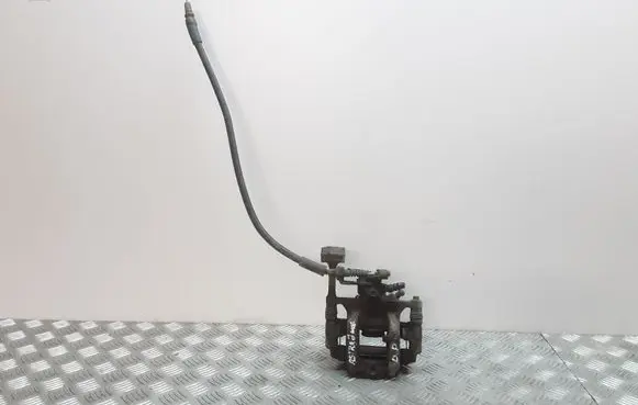 Opel Astra J Rear brake caliper