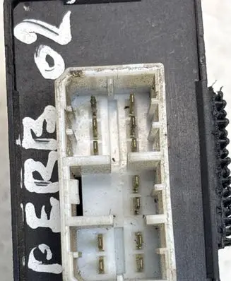 Skoda Superb B5 (3U) Tow bar relay ASTM12 506005 E1021777