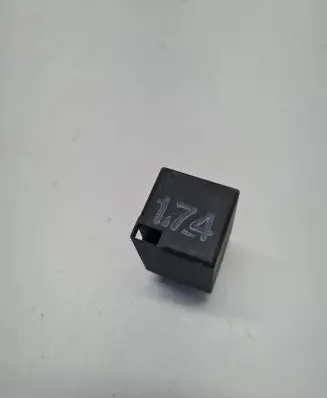 Volkswagen Golf IV Other relay 1H0955529