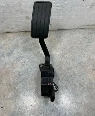 Subaru Outback (BS) Accelerator throttle pedal 36010AL020 1988009420 02S26B00011