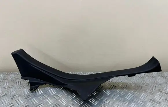 Subaru Forester SH Rear sill trim cover 94061SC010